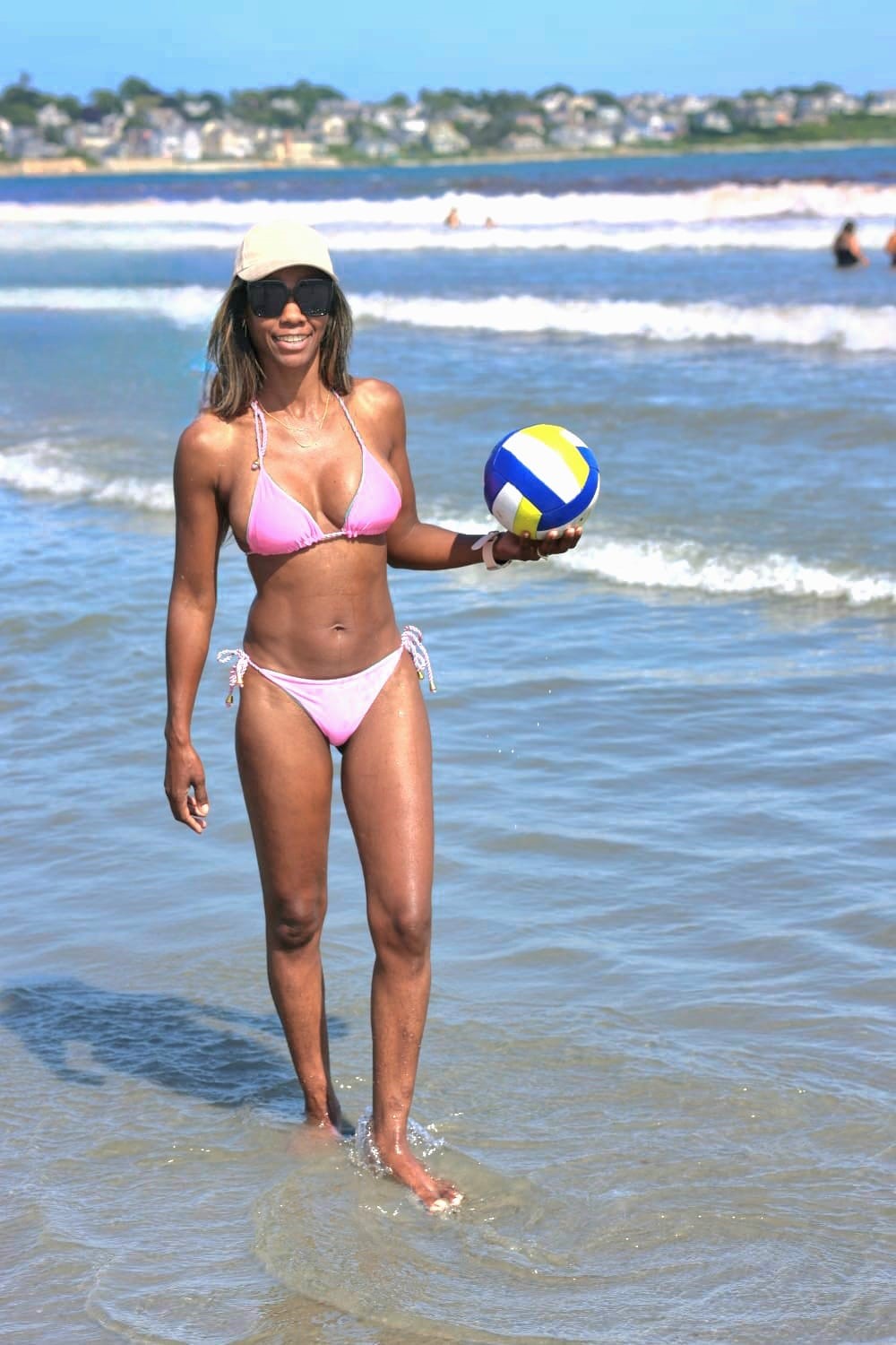 Embracing Summer at Easton’s Beach: The Perfect Spot for Brazilian Bikinis and Candid Photography